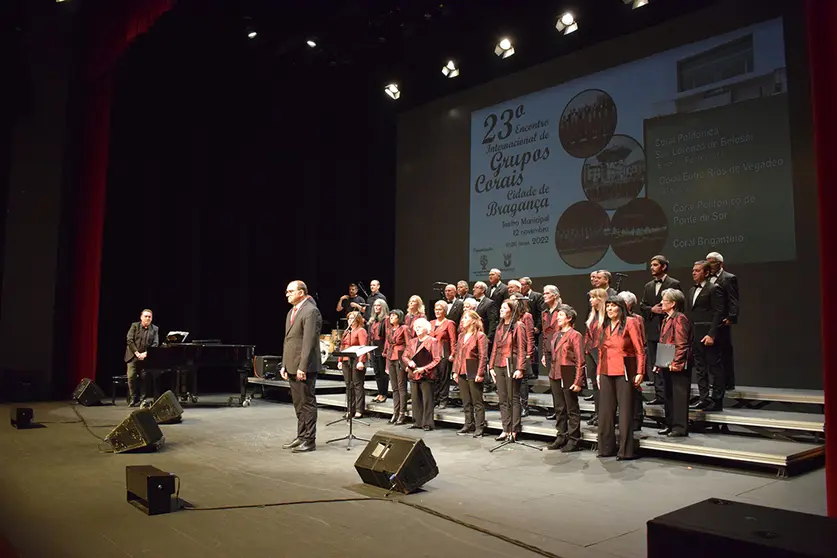 O Encontro contou com as atuações do Coral Brigantino, do Coral Polifónica San Lorenzo de Belesar (Baiona, Pontevedra, Espanha), do Coral Entre Ríos de Vegadeo (Astúrias) e do Coral Polifónico de Ponte de Sor (Alentejo).