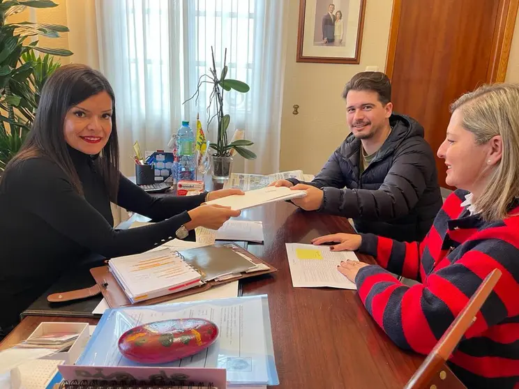 Arévalo, rexedora local mosense, declarou que "unha vez máis, tras 14 anos consecutivos, presento o orzamento municipal en tempo e forma, antes do inicio do novo exercizo económico.