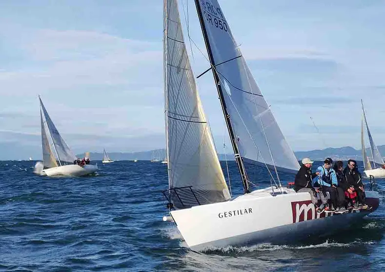 El Marías del portugués Manel Cunha hizo una entrada espectacular en la competición. REY ALONSO.