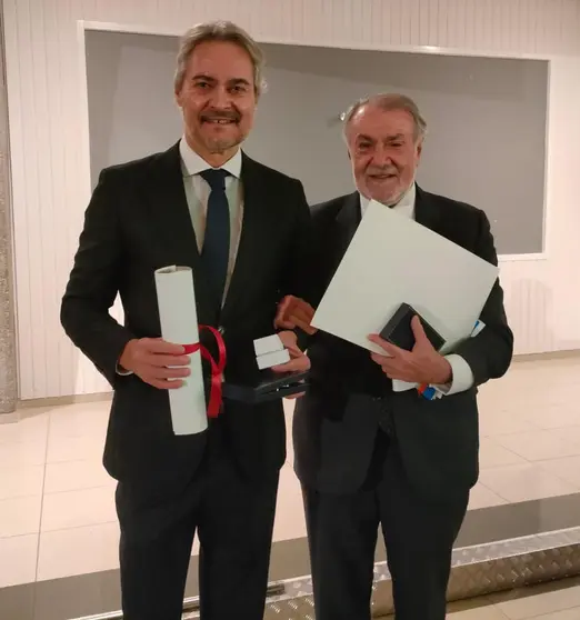 Jaime Mayor Oreja y Ulises Bértolo.