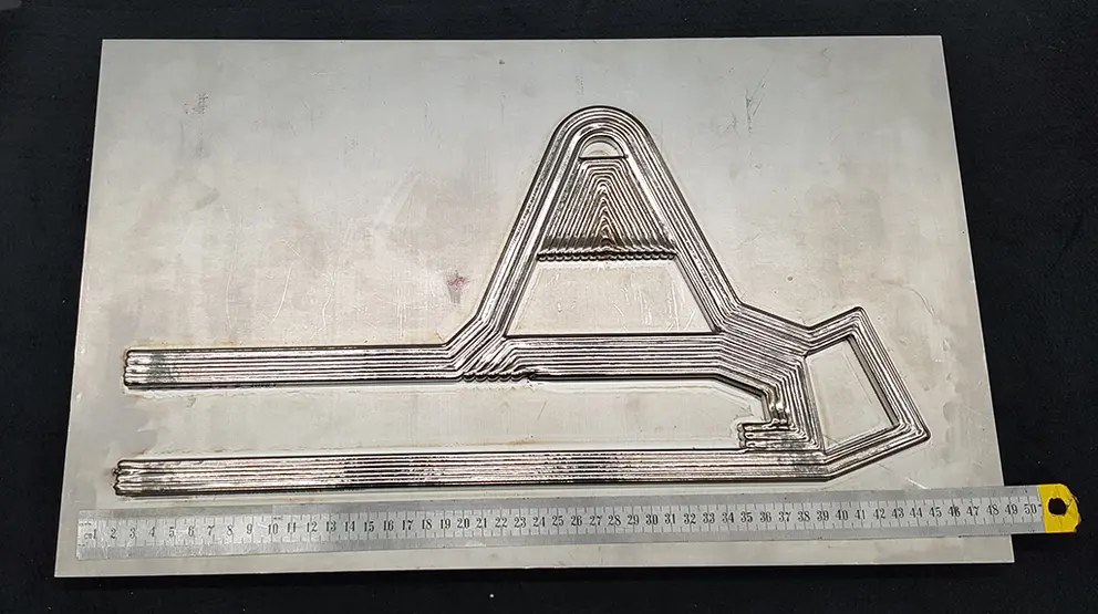 Un nuevo concepto de flap track aplicando la fabricación aditiva basada en deposición de energía directa con hilo mediante procesado láser (W-DED-LB).
