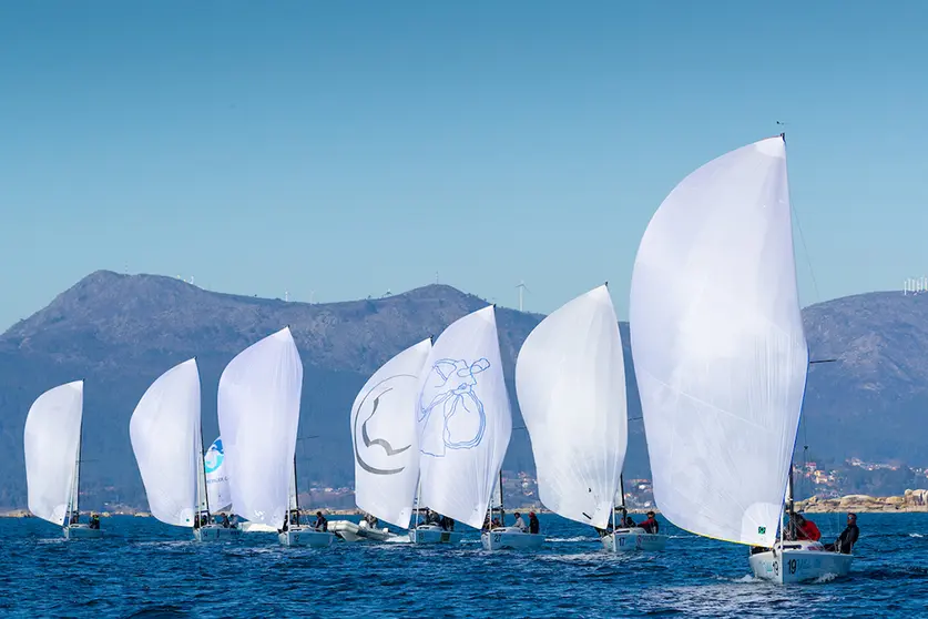 Final de las Villalia J70 Winter Series en la Isla de La Toja. 
©Sailingshots by María Muiña Photography