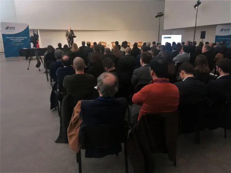 Secretário de Estado da Mobilidade Urbana, Jorge Delgado, na assinatura do protocolo para o projeto 1Bilhete.pt, Coimbra.