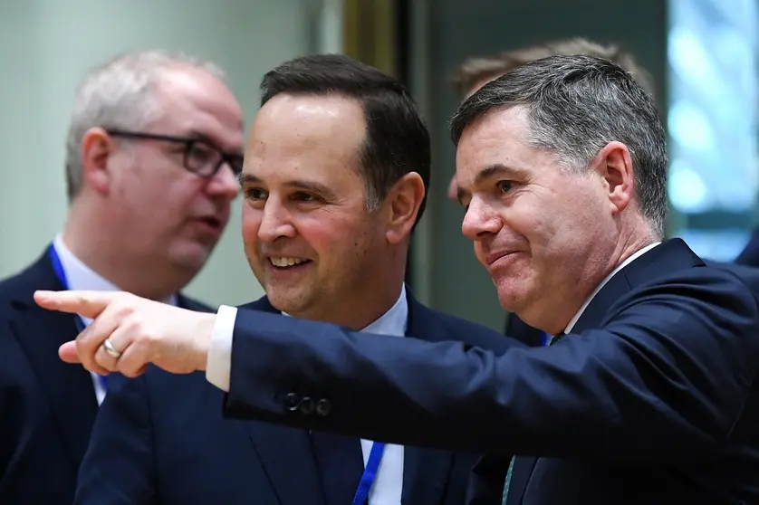 Ministro das Finanças, Fernando Medina, com Presidente do Eurogrupo, Paschal Donohoe, antes do início da reunião, Bruxelas,