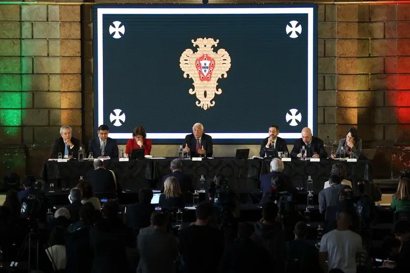 Primeiro-Ministro Ant&oacute;nio Costa e Ministro da Presid&ecirc;ncia, Mariana Vieira da Silva, com o Presidente da Rep&uacute;blica, Marcelo Rebelo de Sousa, na apresenta&ccedil;&atilde;o da execu&ccedil;&atilde;o do PRR, Lisboa.