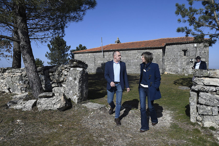 La directora de Turismo de Galicia, Nava Castro, visitó hoy Parada de Sil.