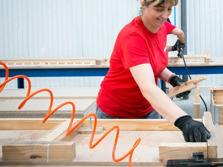 Fábrica de mobiliário.