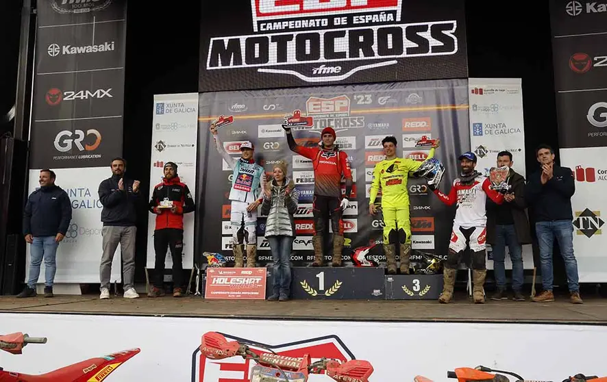 Compitieron más de un ciento de pilotos, entre ellos el lugués Jorge Prado, bicampeón del mundo en la categoría MX2 y que cuenta con el patrocinio de la Xunta de Galicia.