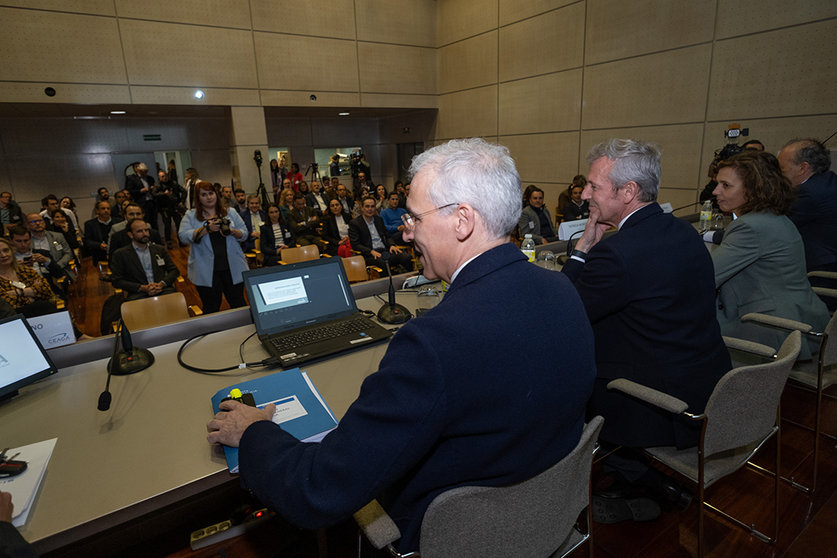 El presidente de la Xunta participó en la clausura de la asamblea del Clúster de Empresas de Automoción de Galicia (Ceaga).