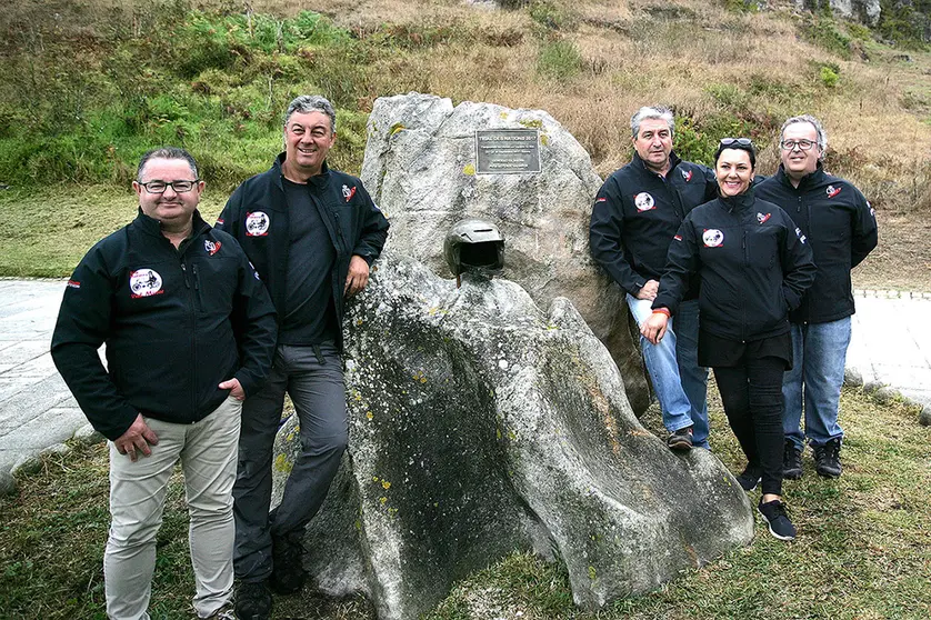 Miembros de la Peña Moteros Val Miñor.