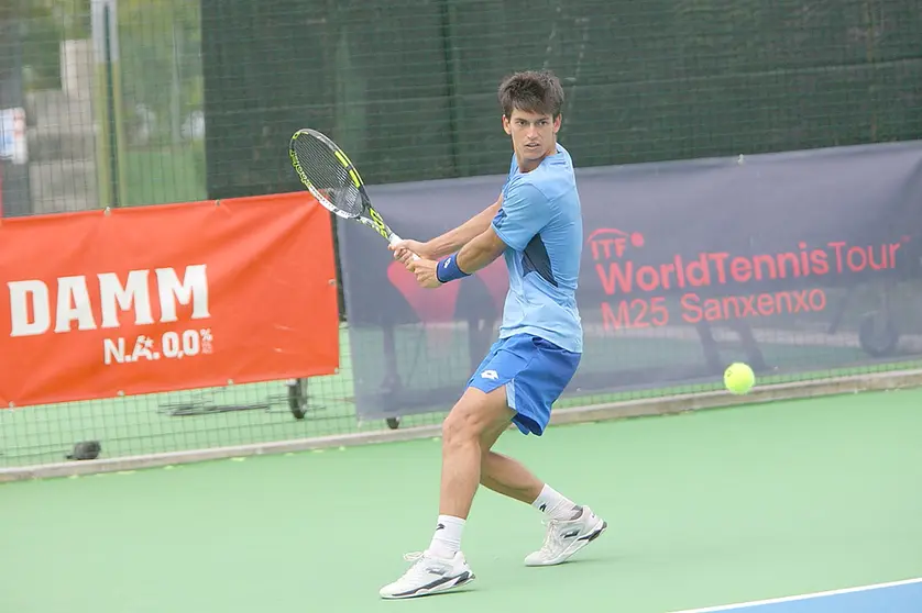 Carlos Sánchez Jover (medios)