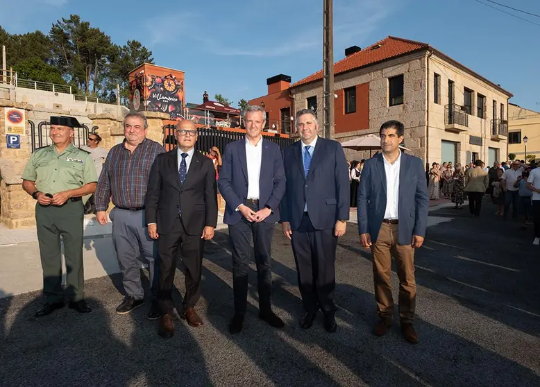 El presidente de la Xunta participó en el acto de inauguración del hotel Villa México en Nogueira de Ramuín (Ourense).