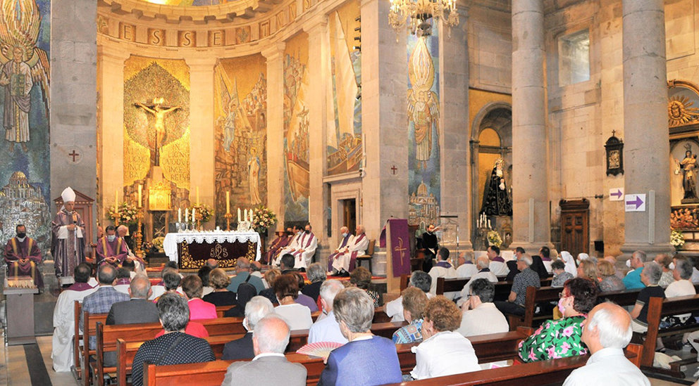 La diócesis de Tui-Vigo celebró una misa por el eterno descanso de su obispo emérito Mons. José Diéguez, en Vigo y en Tui.