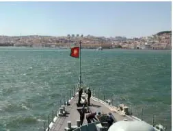 Navio da Marinha está equipado com helicóptero, radares, sistemas óticos e de infravermelhos, contando com um destacamento aéreo e mergulhadores.