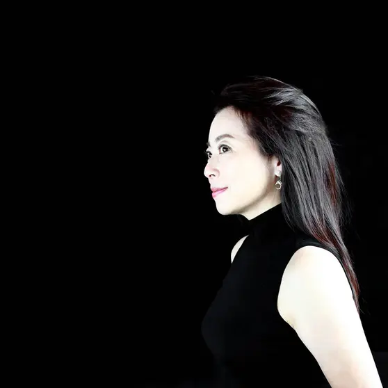 La Iglesia de San Martiño Pinario acogerá el viernes a actuación gratuita de la pianista Mine Kawakami que estará acompañada con los cuántos budistas de Hendo Okamura.