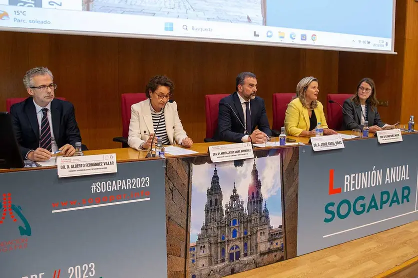 El director general de Asistencia Sanitaria del Sergas inaugura la reunión anual de la Sociedad Gallega de Patología Respiratoria y XXXV reunión Galaico-Duriense.