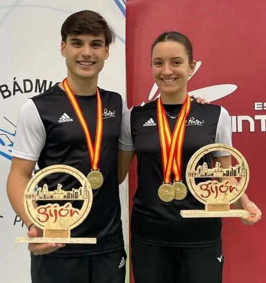 Nikol Carulla e Rodrigo Sanjurjo.