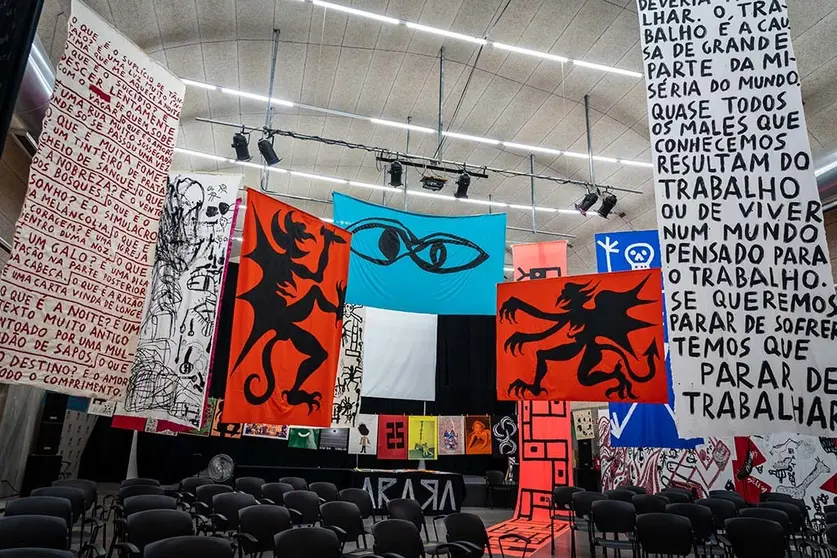 Intervenção artística Olho da Rua, Oficina Arara 2023.