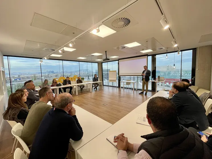 Aesso auna los esfuerzos de las empresas fabricantes de soluciones y herramientas de protección y control solar en nuestro país.