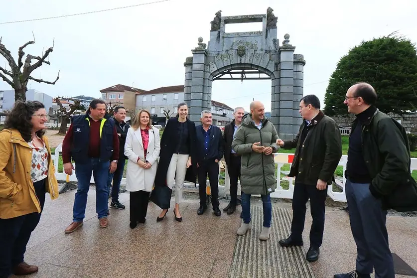 Presentouse a axenda nun acto no que participou o conselleiro de Cultura, Educación, FP e Universidades, Román Rodríguez, o alcalde do Porriño, Alejandro Lorenzo, e o director xeral de Cultura, Anxo Lorenzo.