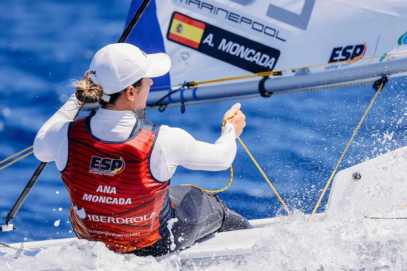 Ana Moncada. SAILING ENERGY.