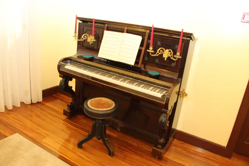 Salón nobre do Diogo Bernardes.