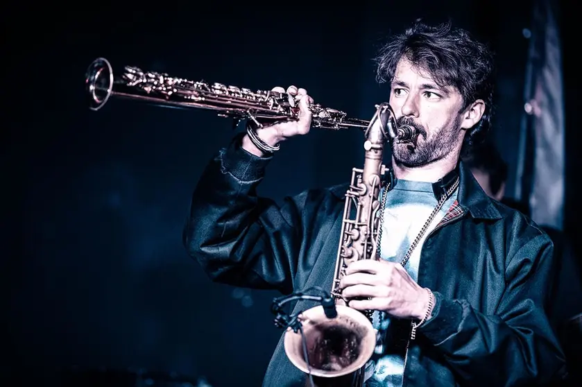 Julius Gabriel. copyright ANDRÉ SYMANN.