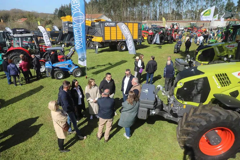El titular del Medio Rural en funciones asistió esta mañana a la segunda jornada de Magreco, en el ayuntamiento coruñés de Boimorto, donde abrió la subasta de xovencas de las razas rubia gallega y frisona.