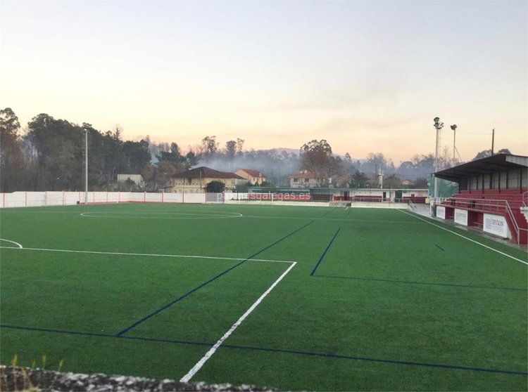 Campo de fútbol do Oural, en Salvaterra de Miño.