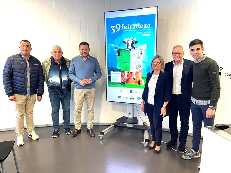 El director general de Ganadería, Agricultura e Industrias Agroalimentarias, José Balseiros, destacó en este acto la importancia de citas como esta de Lalín en el fomento y promoción del ganado bovino selecto en nuestra comunidad.