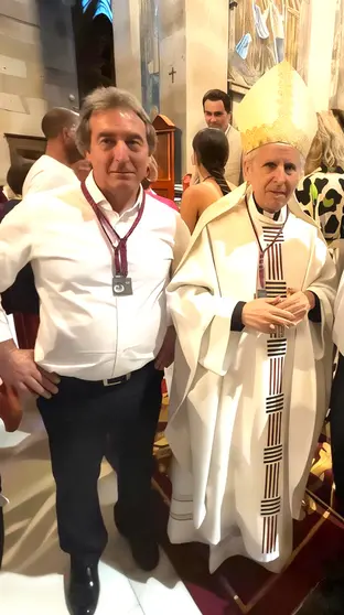 Eusebio Prado Fontao y el obispo emérito Luís Quinteiro Fiuza.