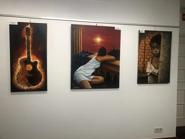 'Fantas&iacute;as' se inaugura en la Sala de Exposiciones Palacete de Mendoza de Pontevedra.