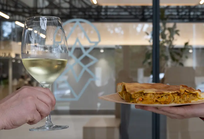 Gastronomía en el Mercado de San Antonio.