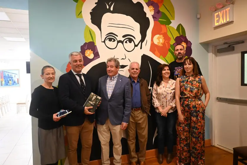 O secretario xeral da Lingua presentou en Nova York as actividades organizadas con motivo do 75 aniversario do pasamento do intelectual.