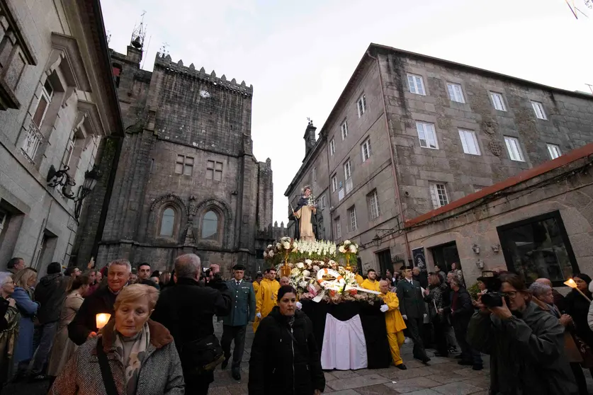 Procesión con la imagen de san Telmo por las calles de la ciudad (2024). ARCHIVO.
