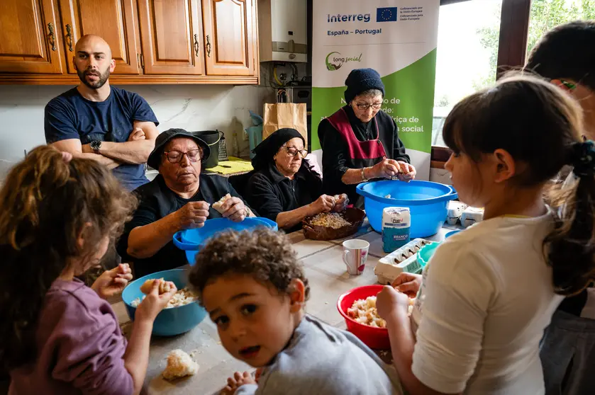 Estimulación cognitiva y funcional de los residentes de sus Estructuras Residenciales para Idosos (ERPI).