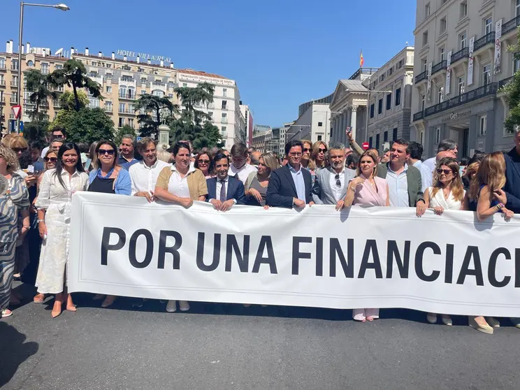 Alcaldes de toda España claman en Madrid por la "Asfixia Financiera" de los Ayuntamientos.