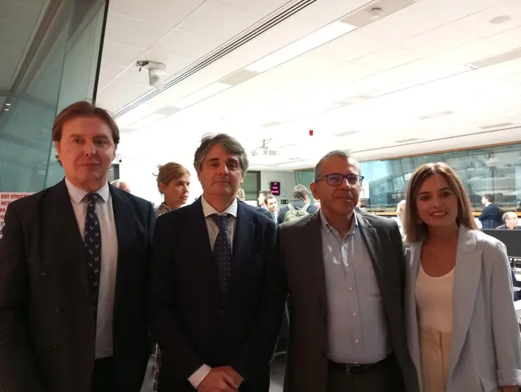 El secretario general técnico de la Consellería de Presidencia, Xustiza e Deportes intervino en el Foro del Corredor Atlántico para abordar las necesidades de Galicia en el desarrollo de esta red.