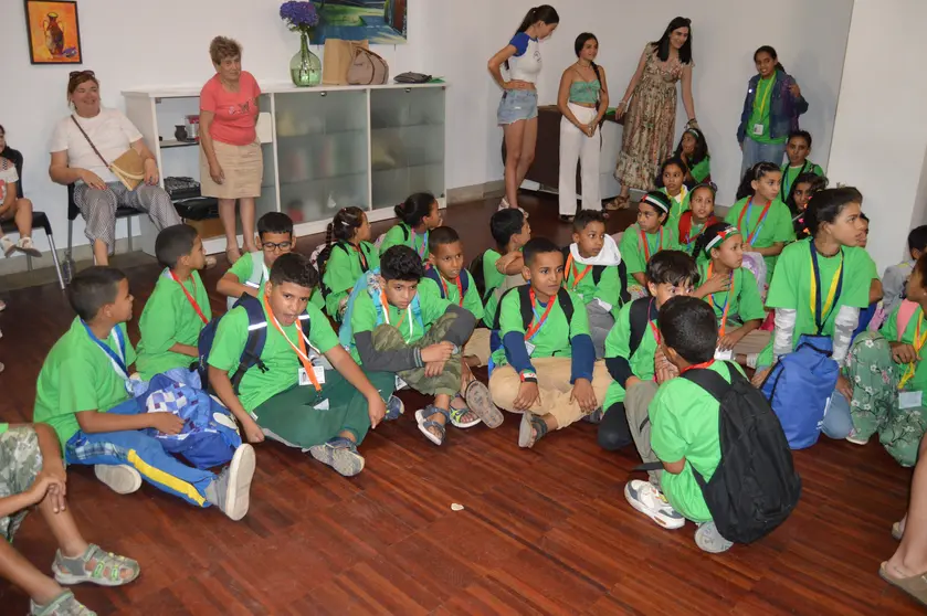 La solidaridad que transforma vidas: Familias de Mos dan la bienvenida a los niños saharauis.