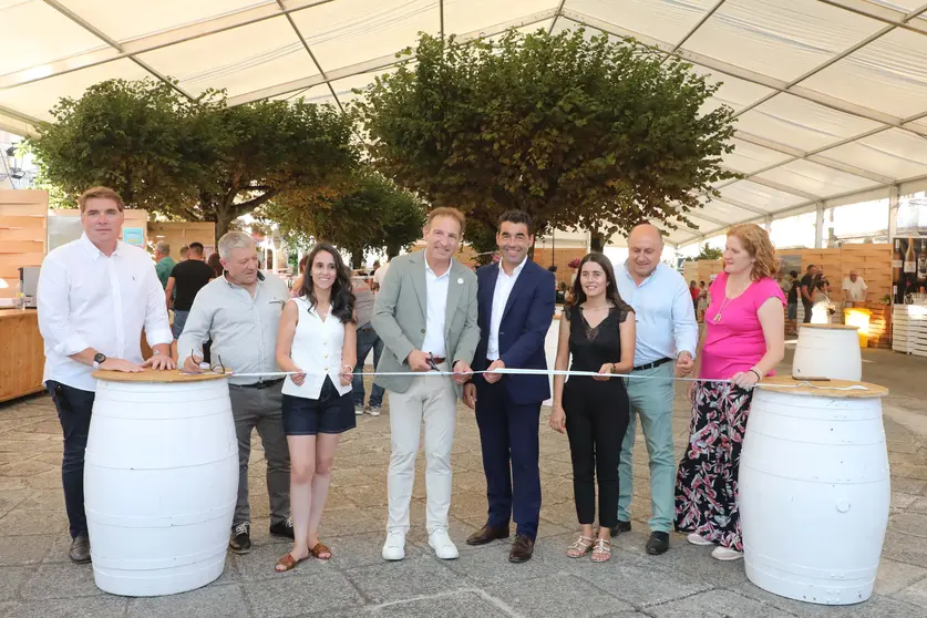 Luis López remarca a importancia da tradición vitivinícola nas Neves e a singularidade dos tintos da subzona do Condado na XIX Festa do Tinto Rías Baixas.