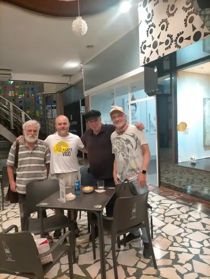 Manuel Estévez, José Miranda, Antón Sobral Javier Pena y Chelo Rodríguez.