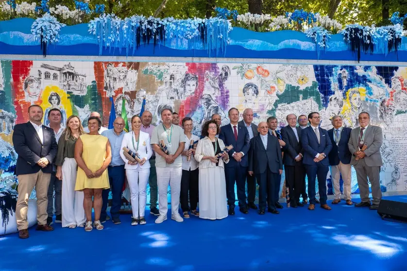 Esposende celebra os seus heróis locais: O município reconhece o esforço e a dedicação de cidadãos e instituições que contribuíram para o bem-estar da comunidade.