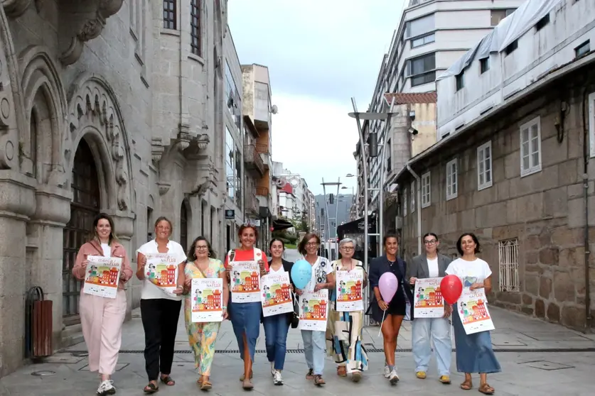 O corazón do comercio do Porriño late nas rúas! Os comerciantes locais están listos para a 32ª edición da feira 'Merca na rúa', unha celebración de descontos e vitalidade.