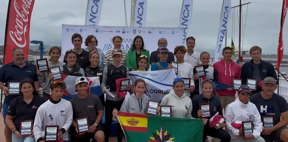 Imagen de los premiados en el Ibérico de Ilca que se celebró dentro de la Semana Abanca. OMAR COLMENARES.