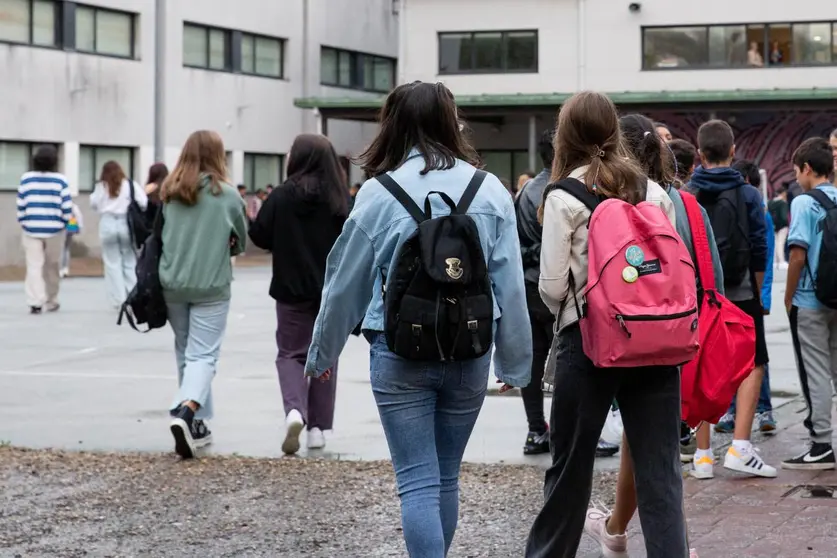 La Xunta refuerza su lucha contra el acoso escolar con la nueva herramienta digital "Termómetro de Acoso Escolar", que permitirá a los centros detectar y prevenir estas situaciones.