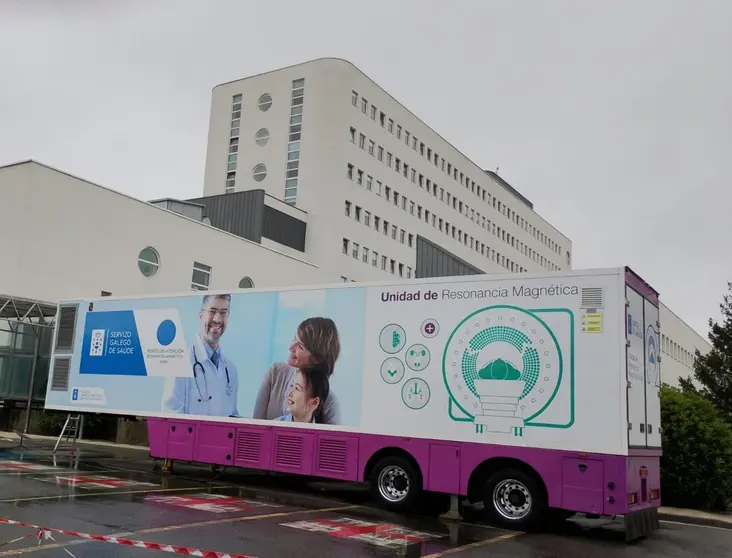 El Servicio Gallego de Salud incorpora una nueva unidad móvil de resonancia magnética de alto campo para prestar servicio en Vigo.