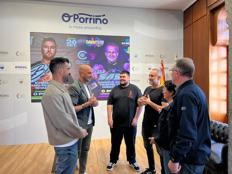 O alcalde porriñés, Alejandro Lorenzo con Louro Valley e Dabuten Remember.