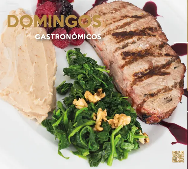 La estrella del Domingo Gastronómico en Ponte da Barca: el irresistible Naco à Terras da Nóbrega. Ternera jugosa, puré de castañas y la inconfundible reducción de vinhão. Simplemente excepcional.