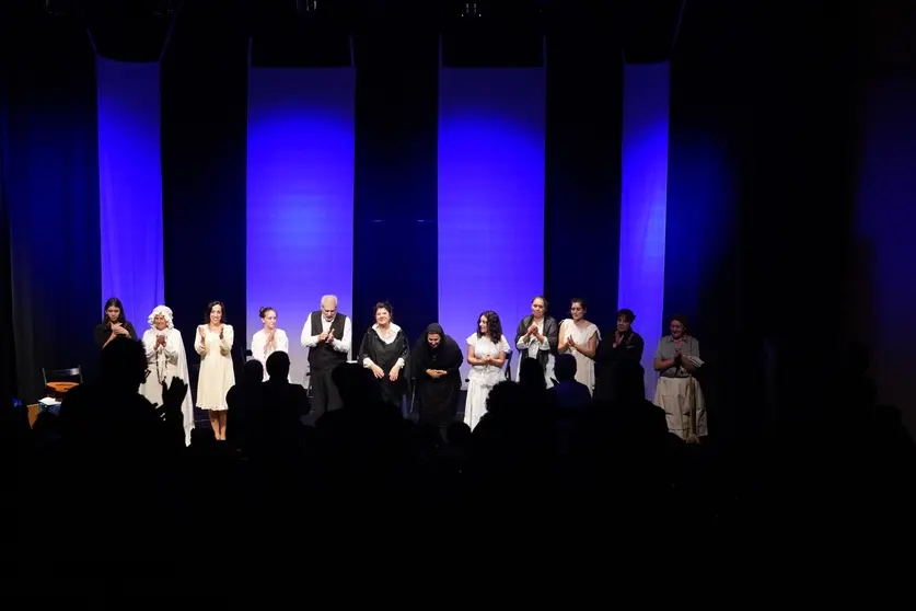 O público encheu a Casa das Artes de Arcos de Valdevez durante a segunda edição do Festival PLATTA, num ambiente de entusiasmo e convívio cultural.