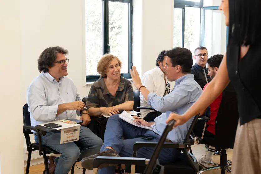 Participantes na reunião do START Esposende Digital Way, dedicada ao reforço da capacitação digital e da inovação no concelho.
